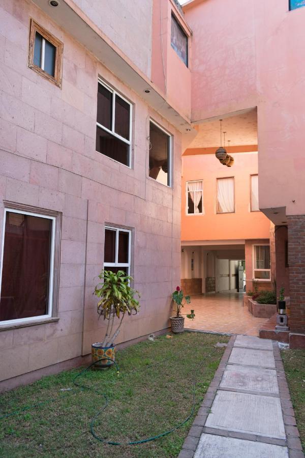 Hotel Alameda Maravatío Kültér fotó