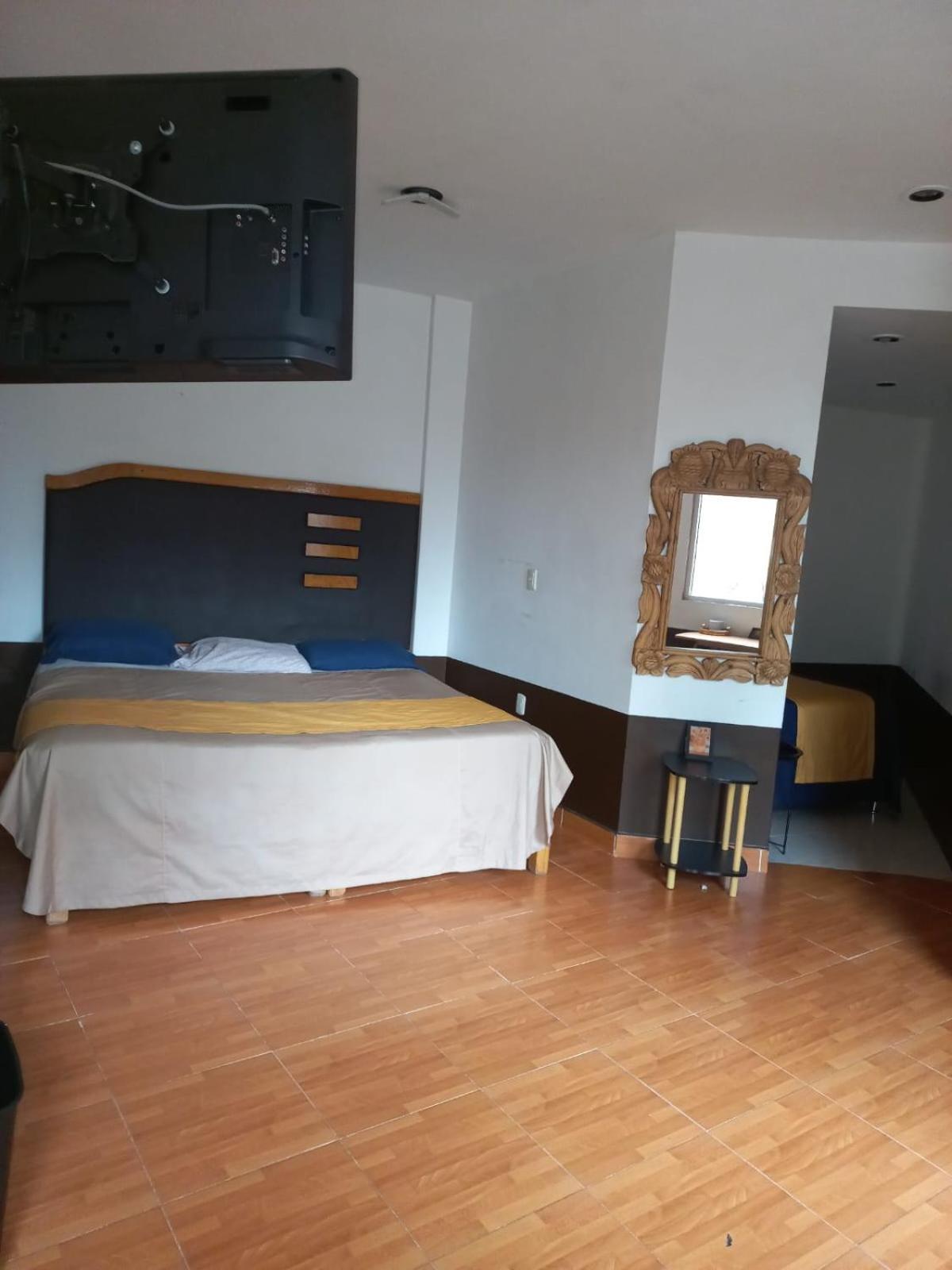 Hotel Alameda Maravatío Kültér fotó