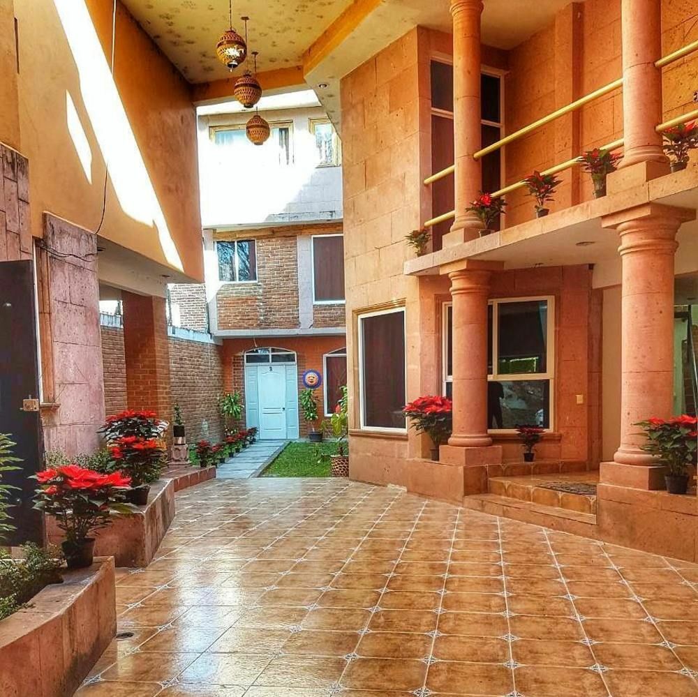 Hotel Alameda Maravatío Kültér fotó